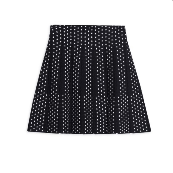 MINI MOLLY
Girl's Polka Dot Knit Skirt - Picture 1 of 7